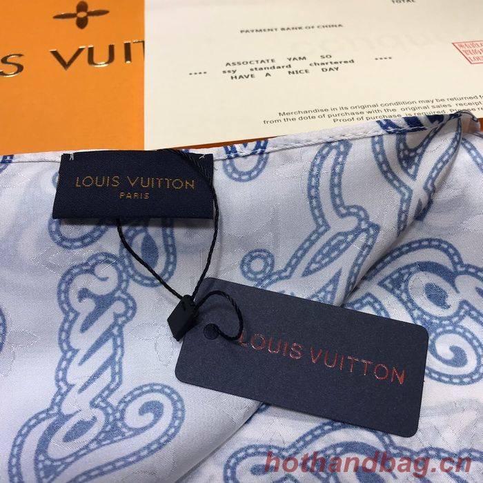 Louis Vuitton Scarf LVS00057